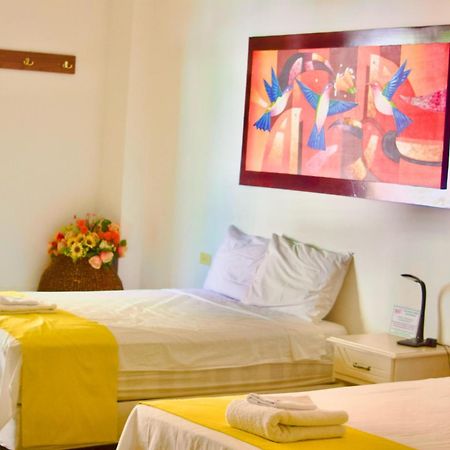 Galapagos Isabela Hotel Loja Пуерто-Вільяміль Екстер'єр фото