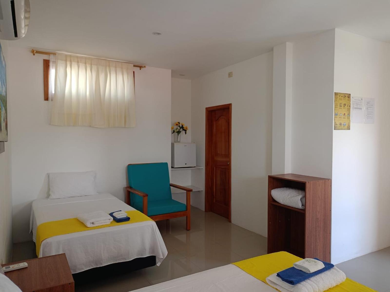 Galapagos Isabela Hotel Loja Пуерто-Вільяміль Екстер'єр фото