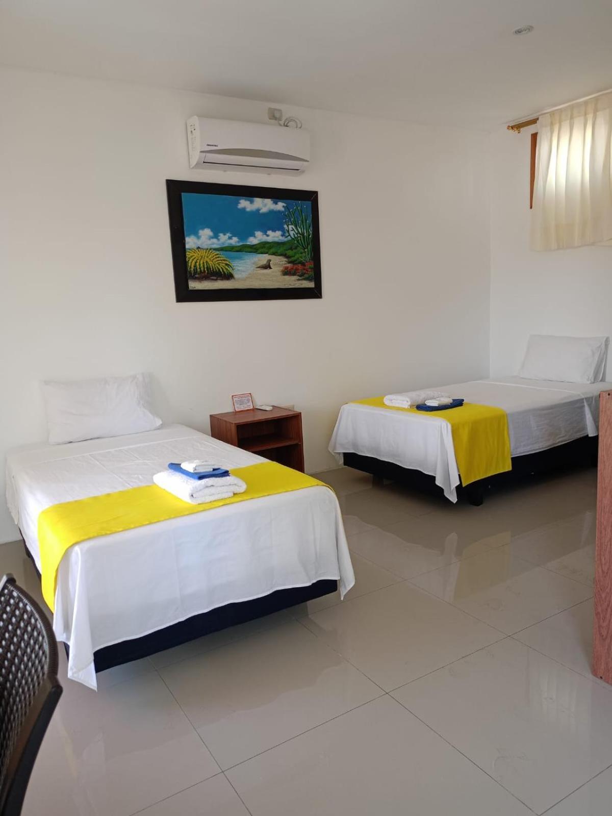 Galapagos Isabela Hotel Loja Пуерто-Вільяміль Екстер'єр фото