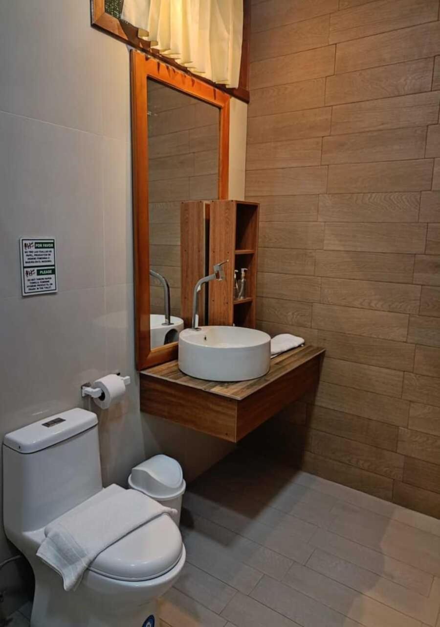 Galapagos Isabela Hotel Loja Пуерто-Вільяміль Екстер'єр фото